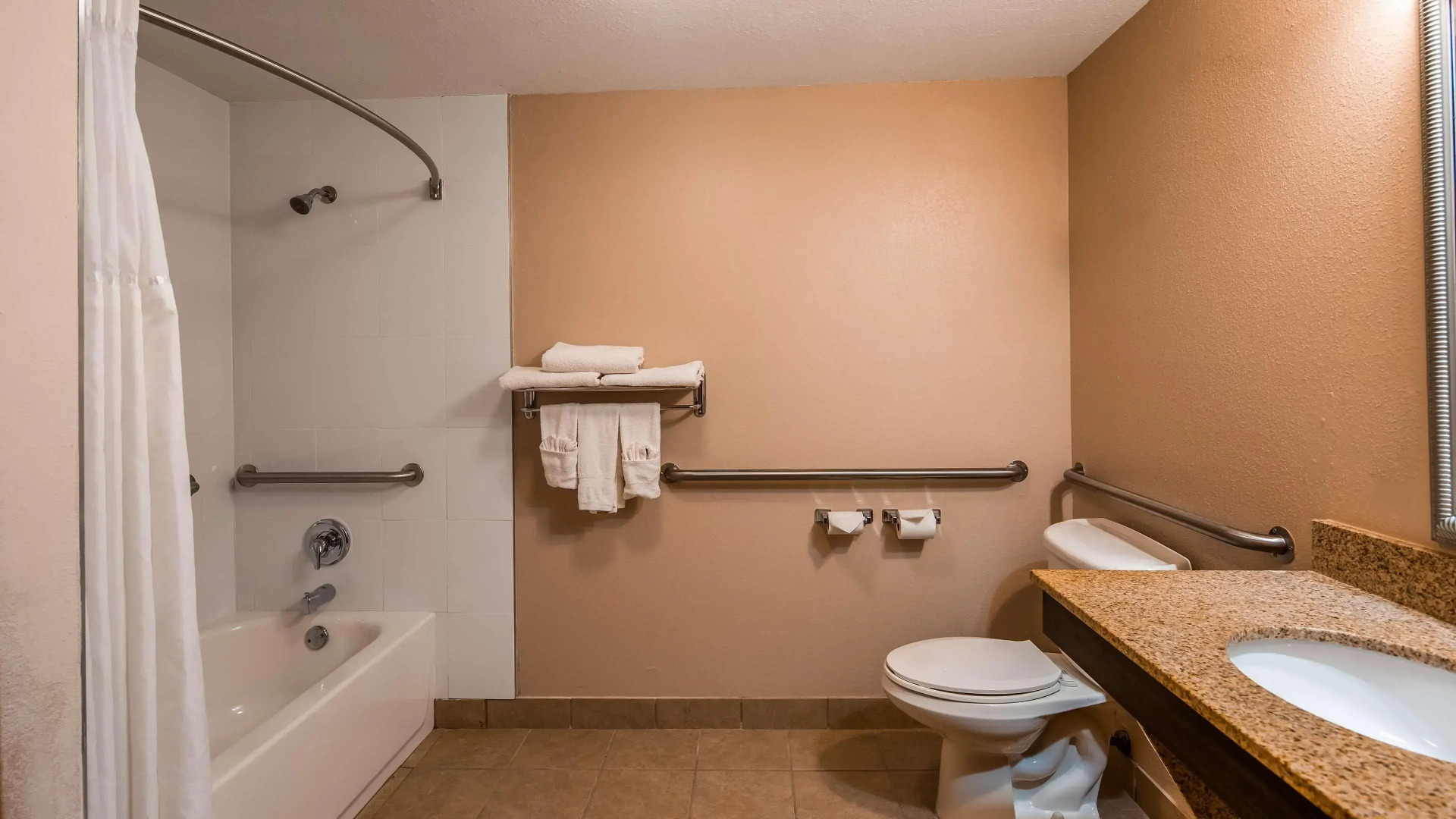 Best Western Plus Bradenton Hotel & Suites