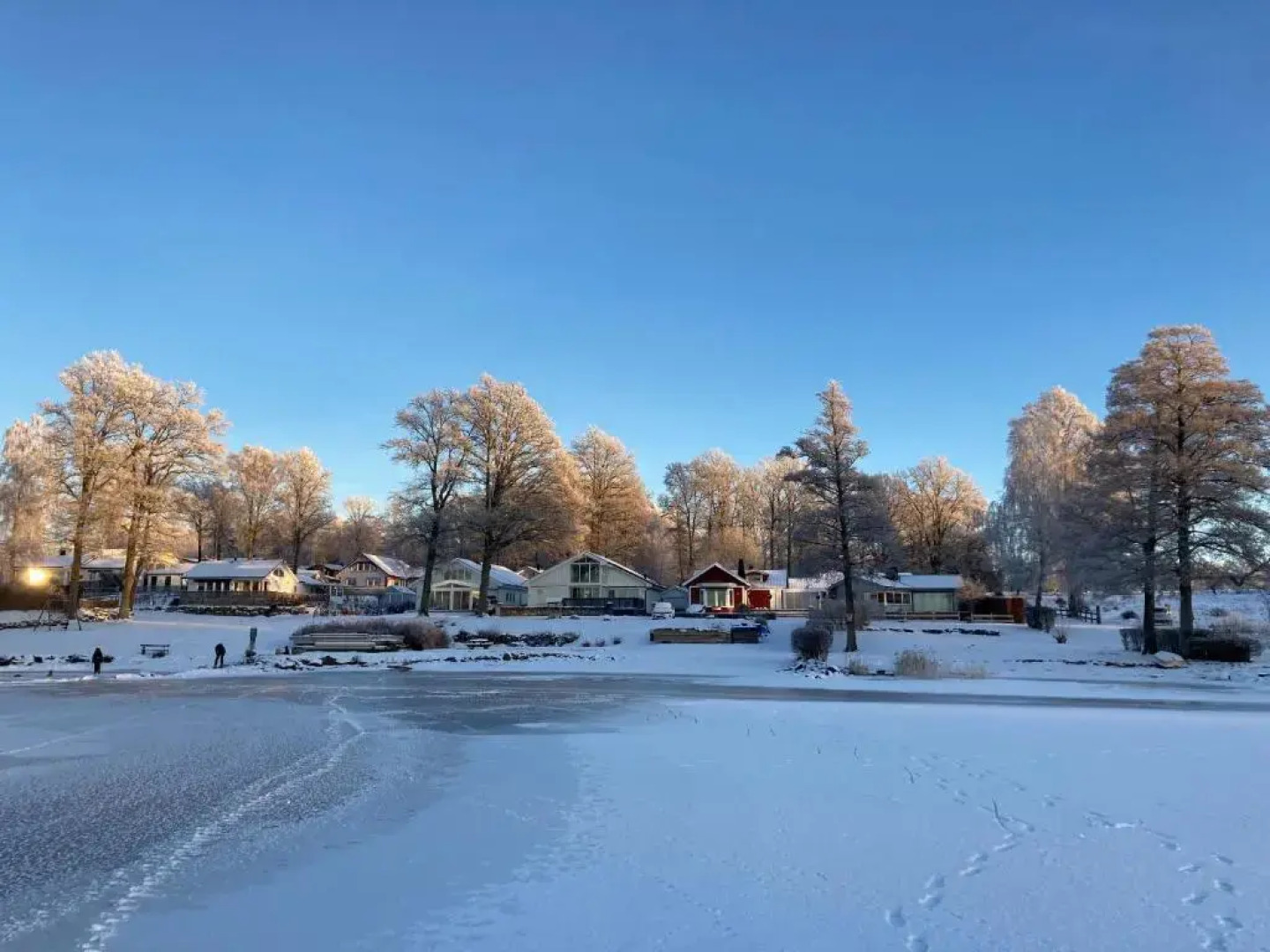 Lovely holiday home with a view of Lake Bolmen