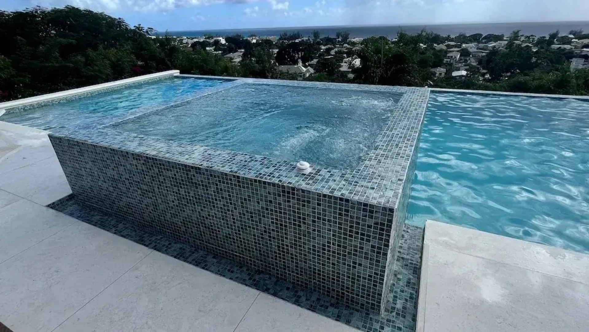 Luxury 4 Bed Villa in Barbados With Amazing Views