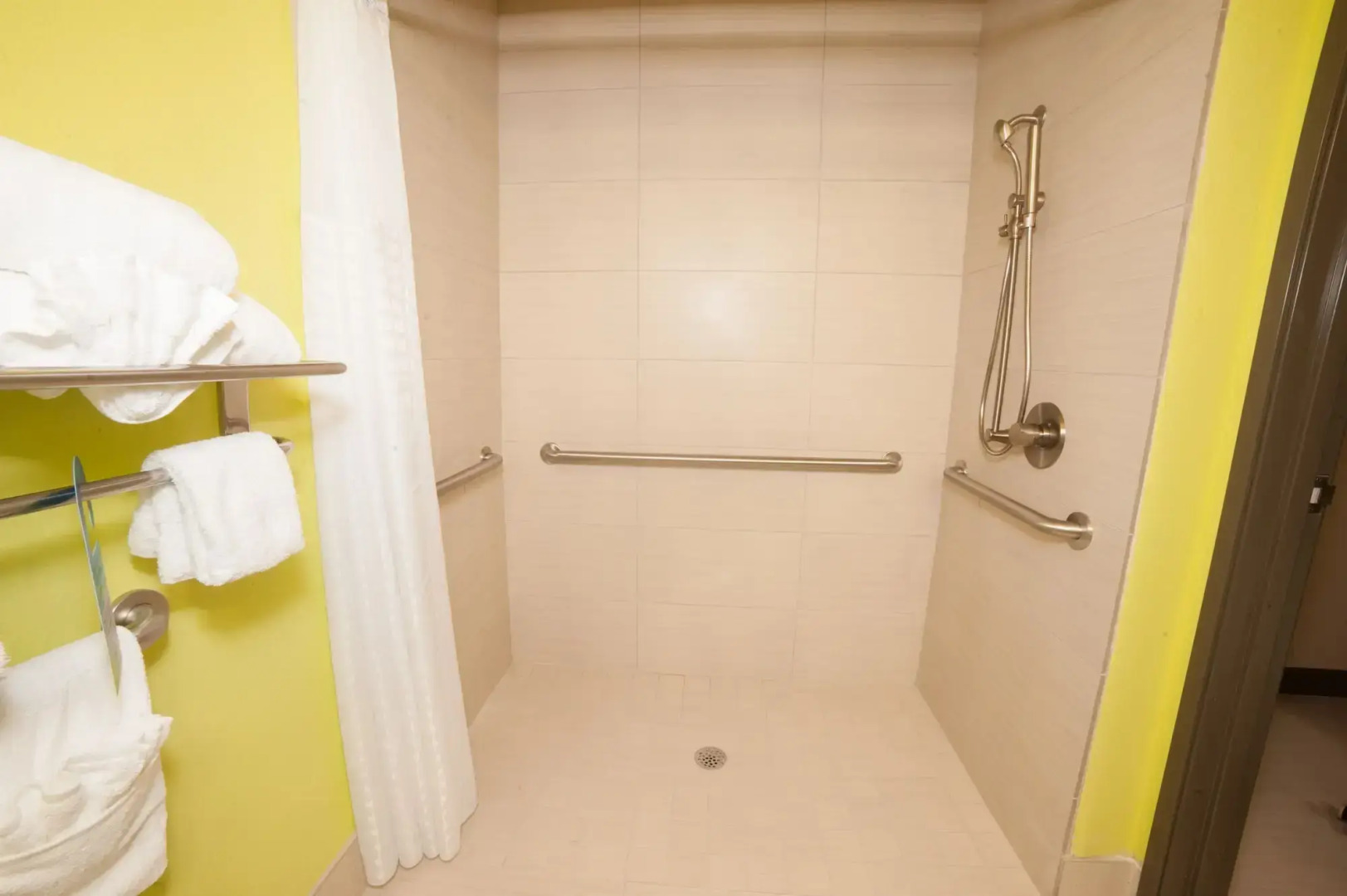 Arya Inn & Suites Farmers Branch