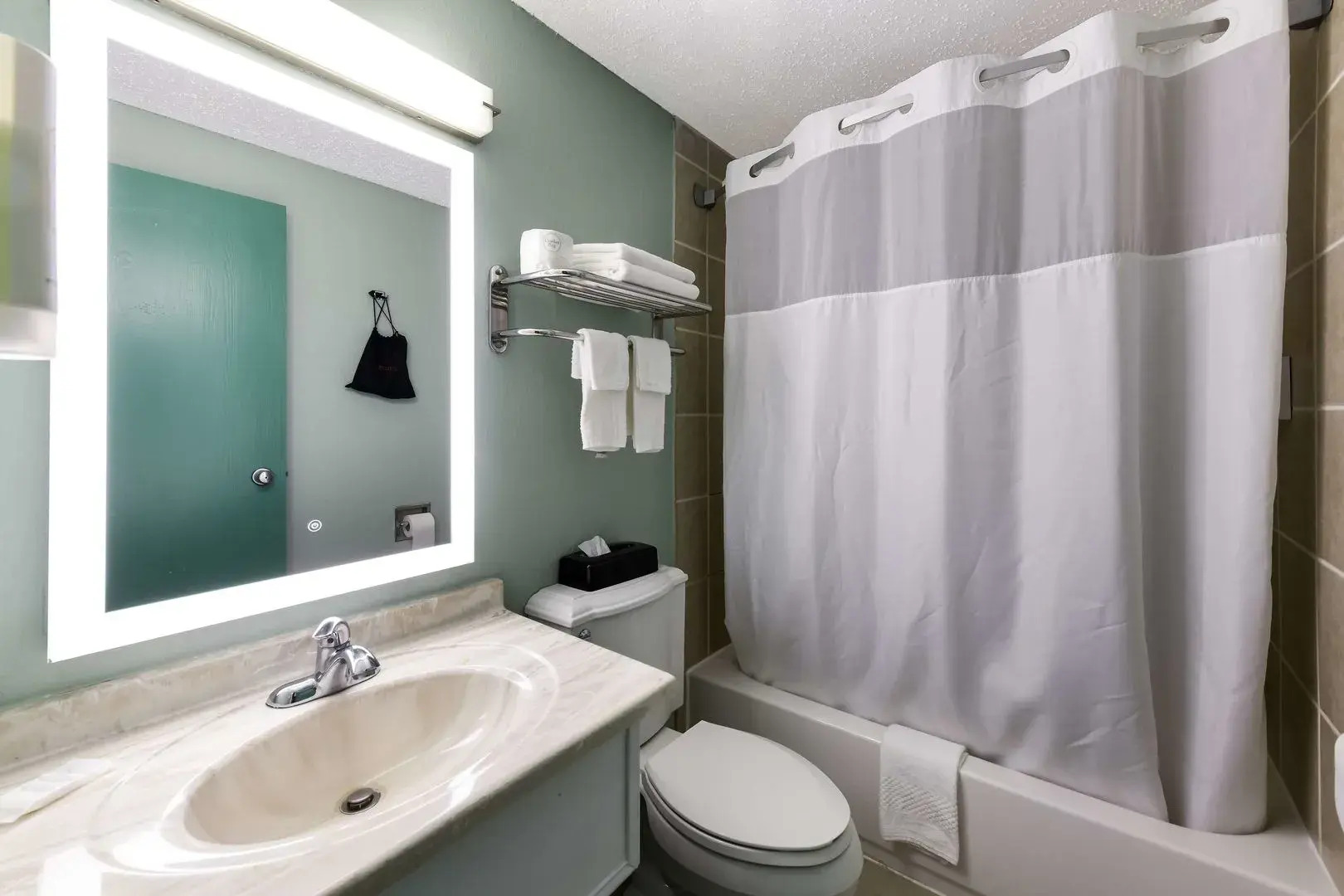 Baymont by Wyndham Liberty MO