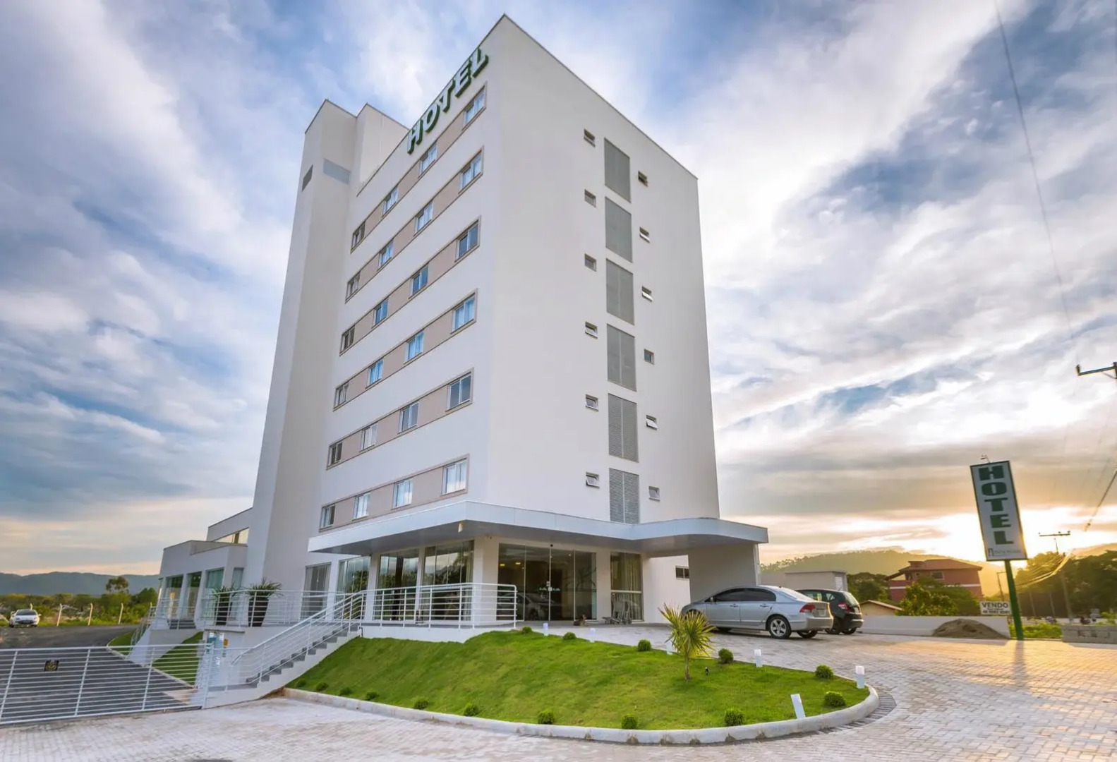 Tri Hotel São João Batista