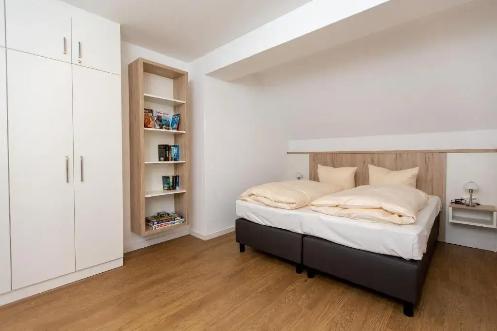 4 Zimmer Maisonette 3 Balkone optional Bootsliegeplatz Haus 6 A6