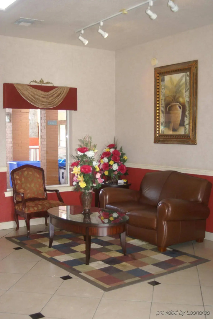 Econo Lodge Inn & Suites Eagle Pass