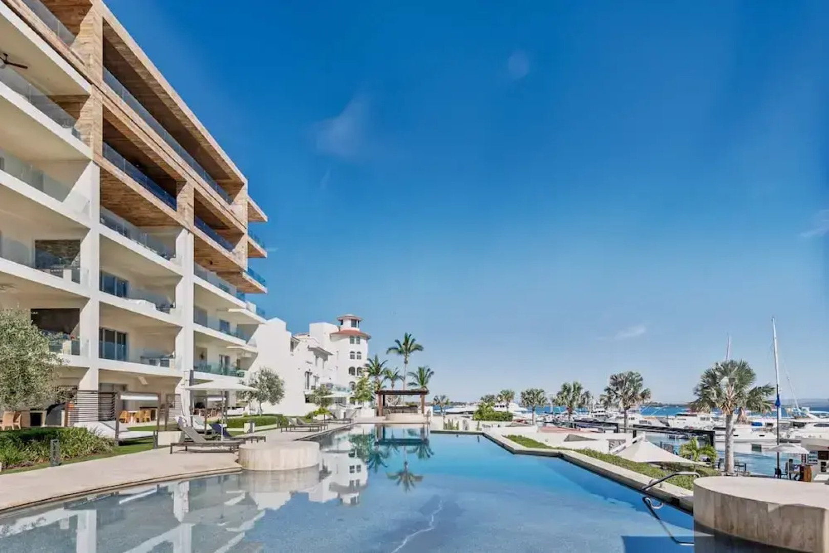 Live Aqua Private Residences La Paz