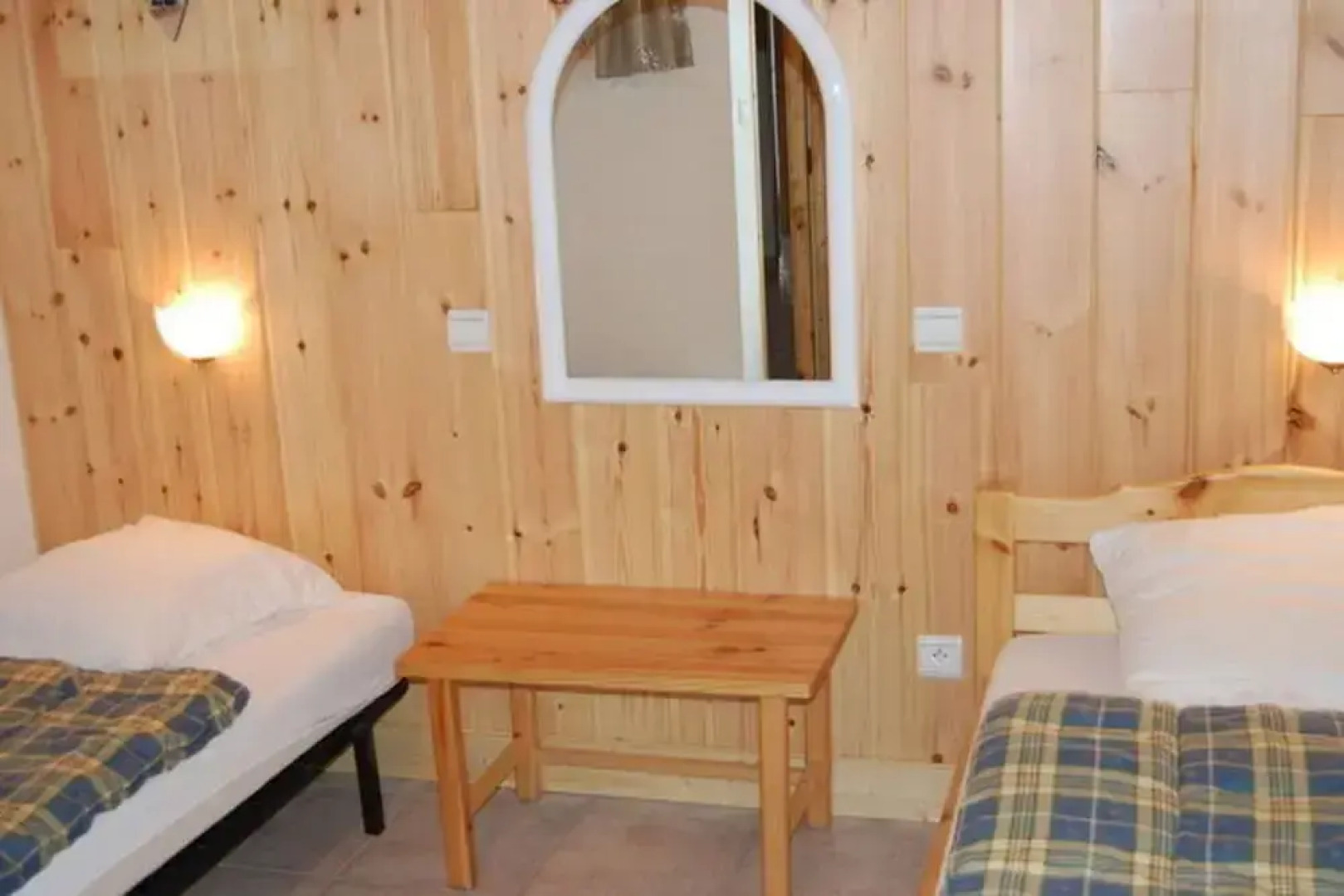 Spacious Holiday Home Near Center of Champagny