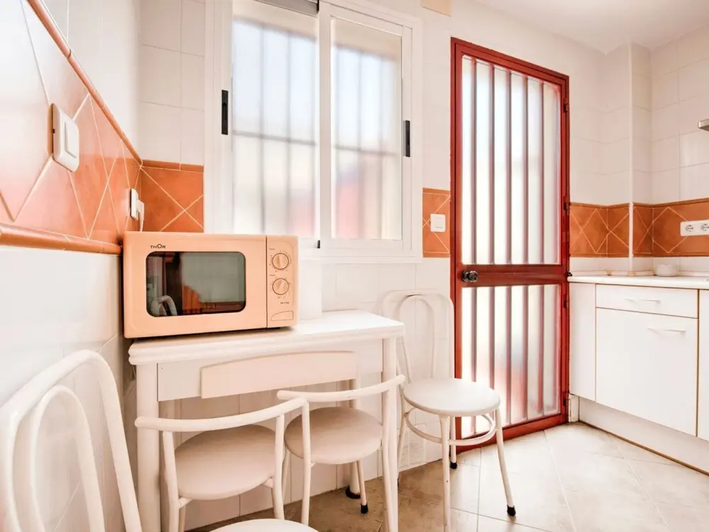 Classy Holiday Home in Isla Cristina With Swimming Pool