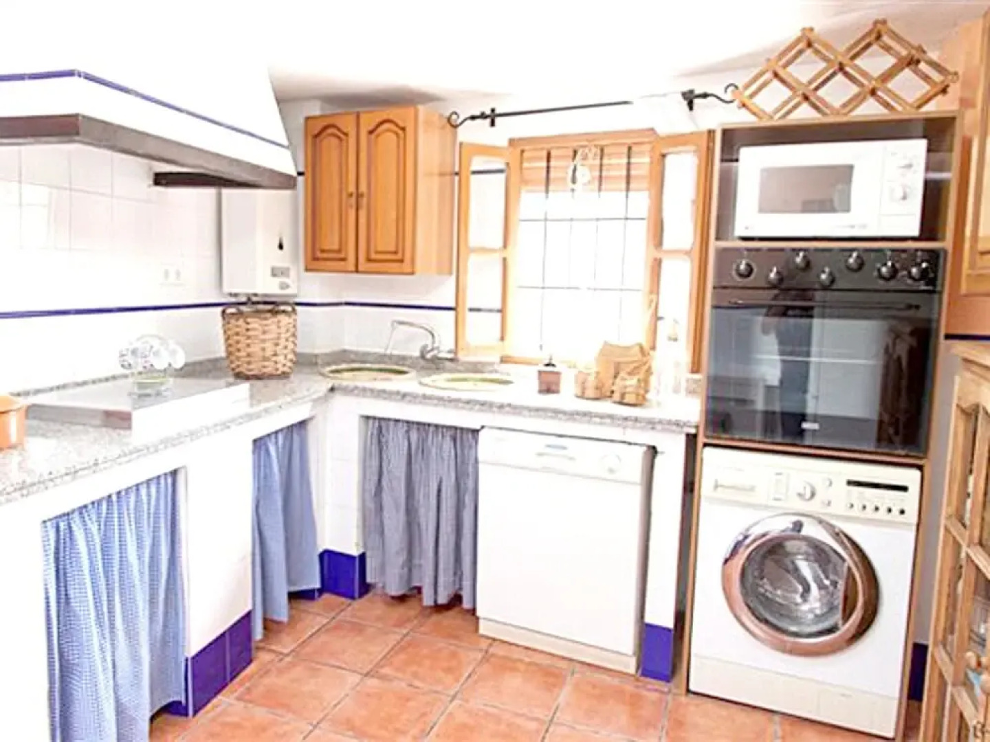 House With 3 Bedrooms in Córdoba, With Wonderful Mountain View, Privat