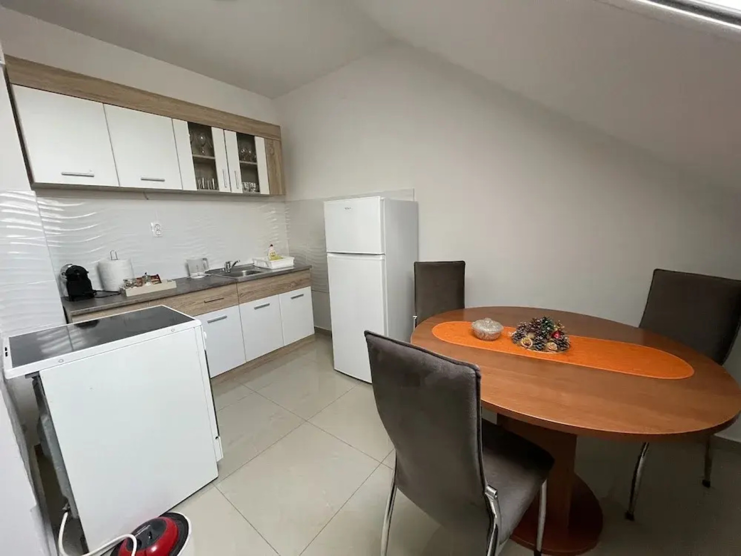 King Peter Apartments