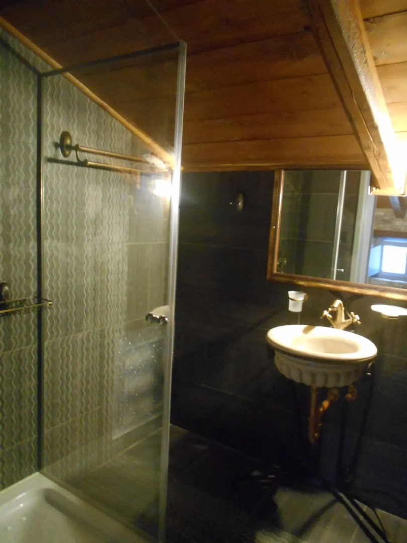 En Plo Luxury Suites