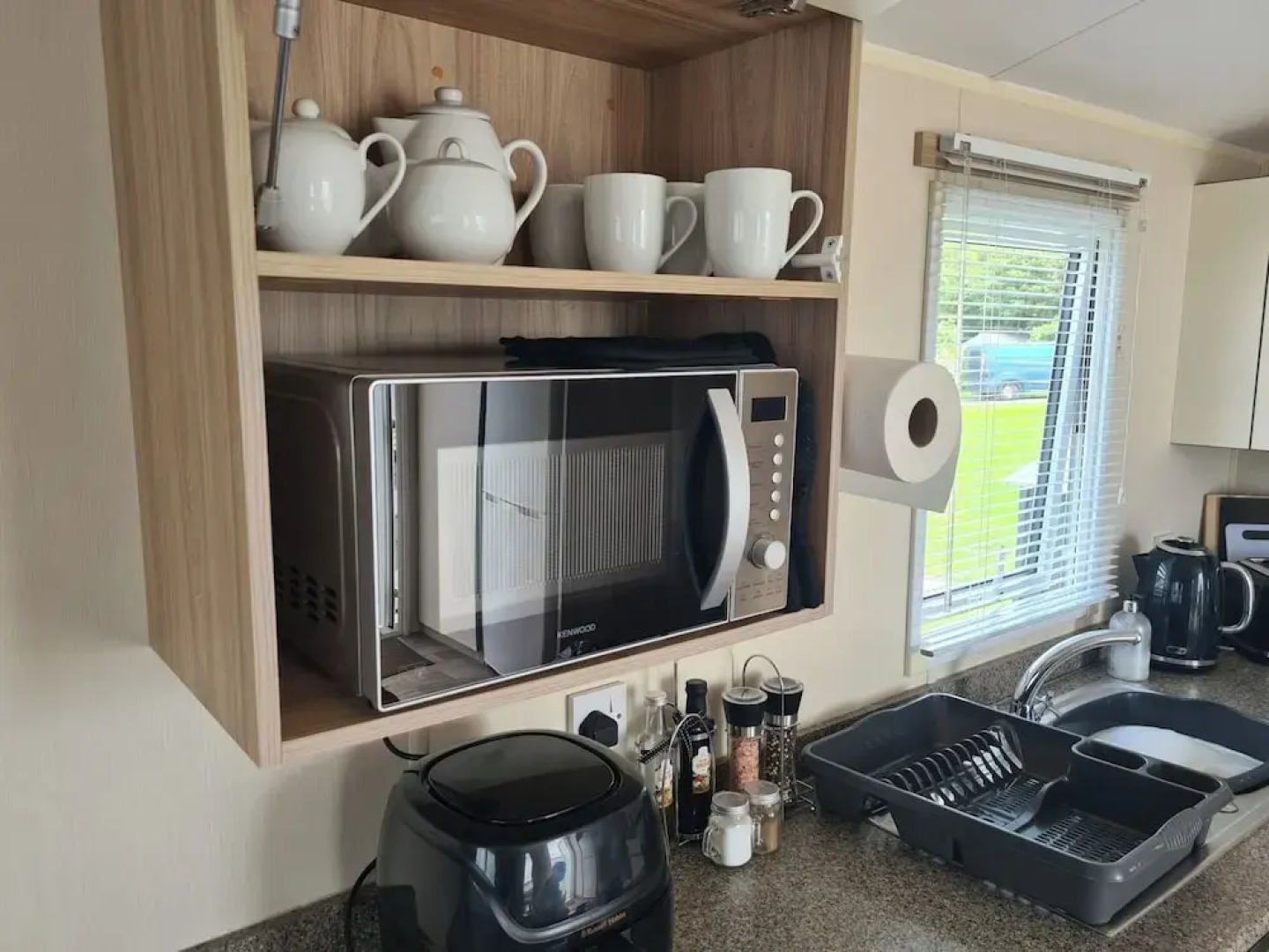 3 Bed Lodge - Sleeps 6 - Parking - Pets - Wifi