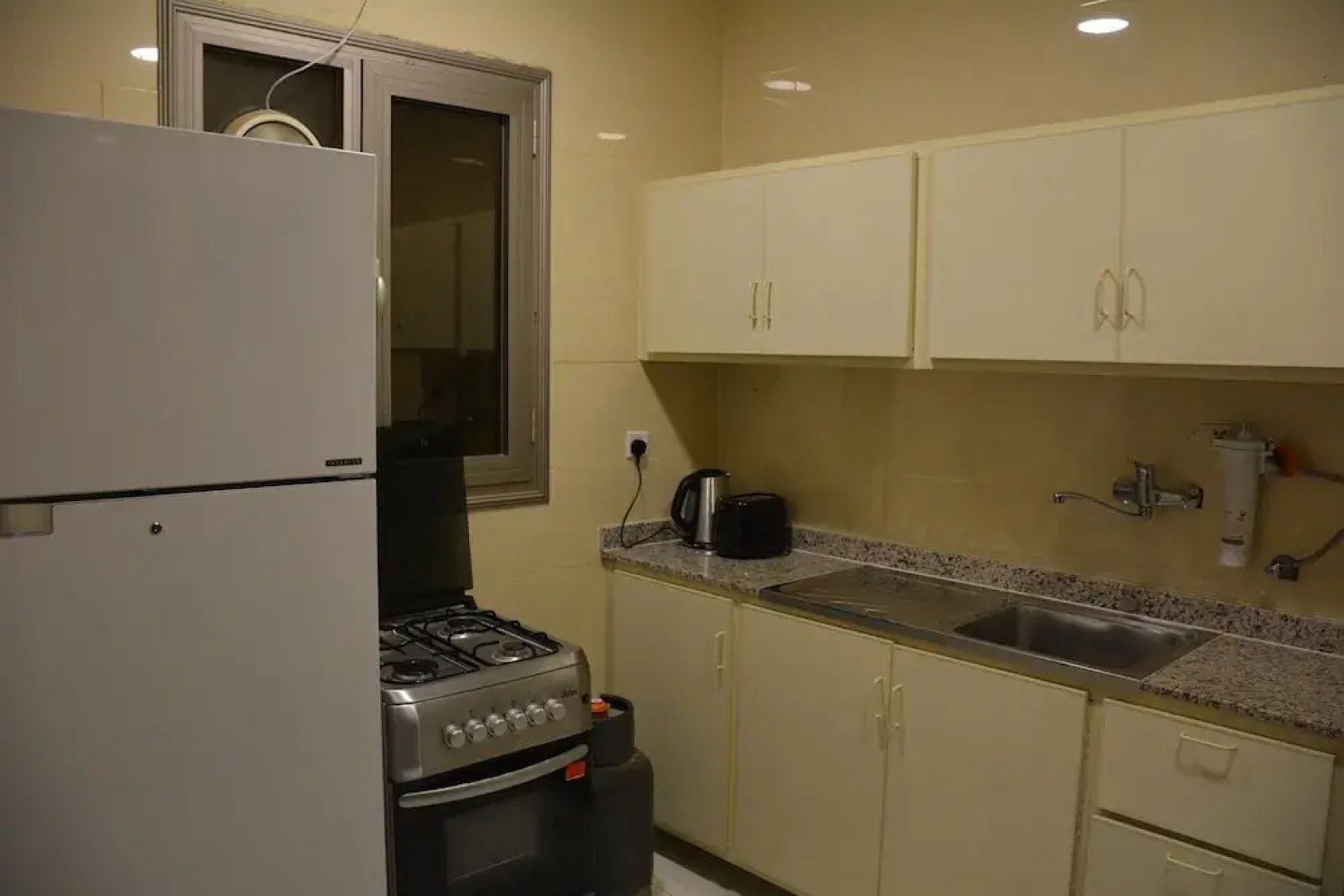 Kings Home Apartments