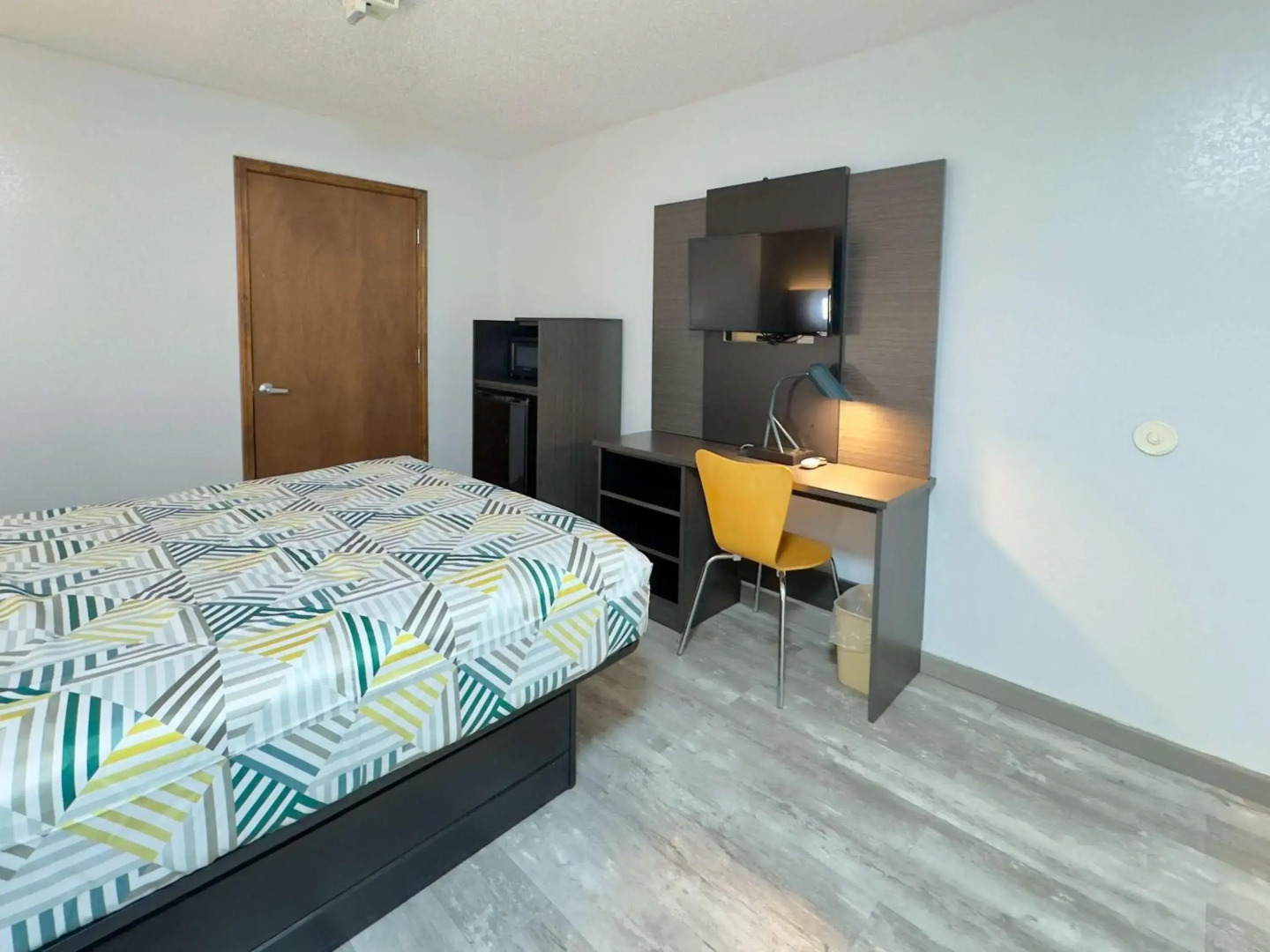 Motel 6 Dyersburg, TN