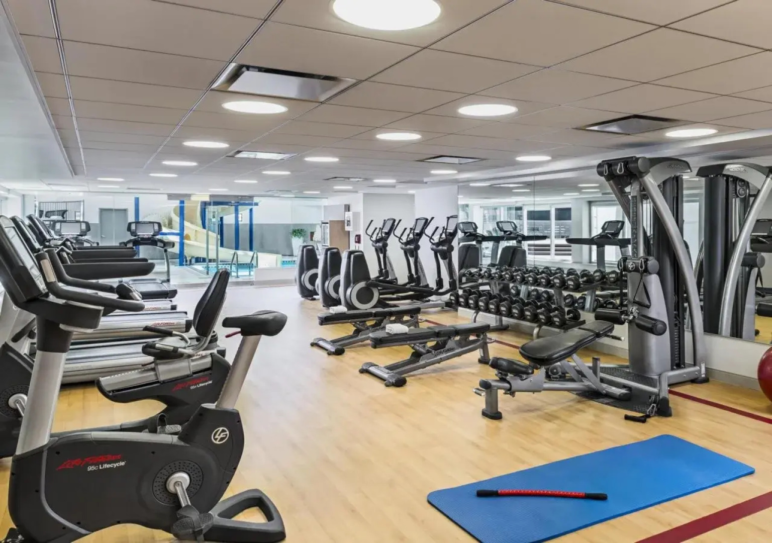 Sheraton Suites Calgary Eau Claire