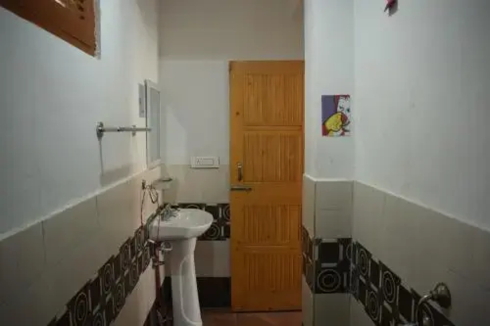 Bro's Backpacker's Fraternity House