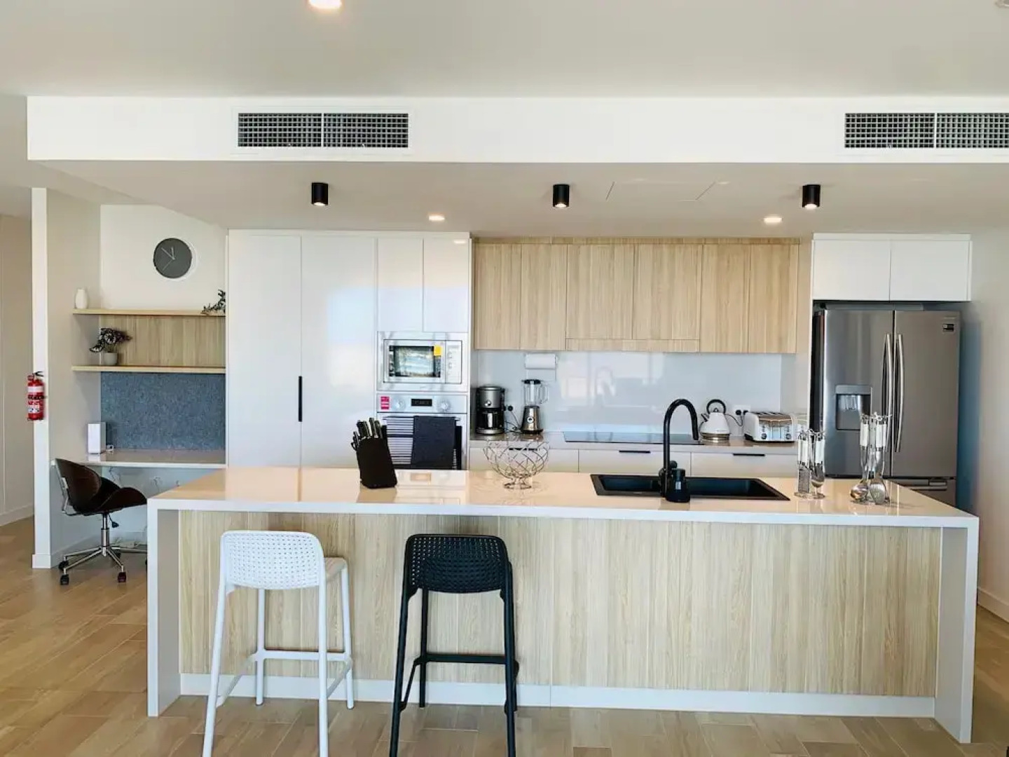 Cosmopolitan Exclusive Rental Apartments