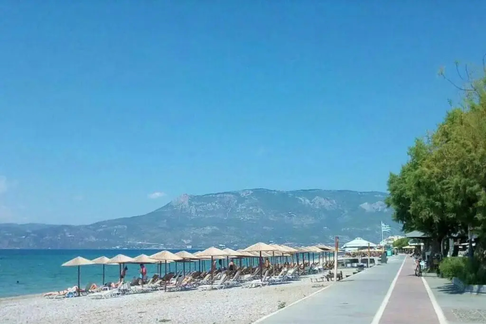 Detached House 120 sq.m., Kalamia Beach.
