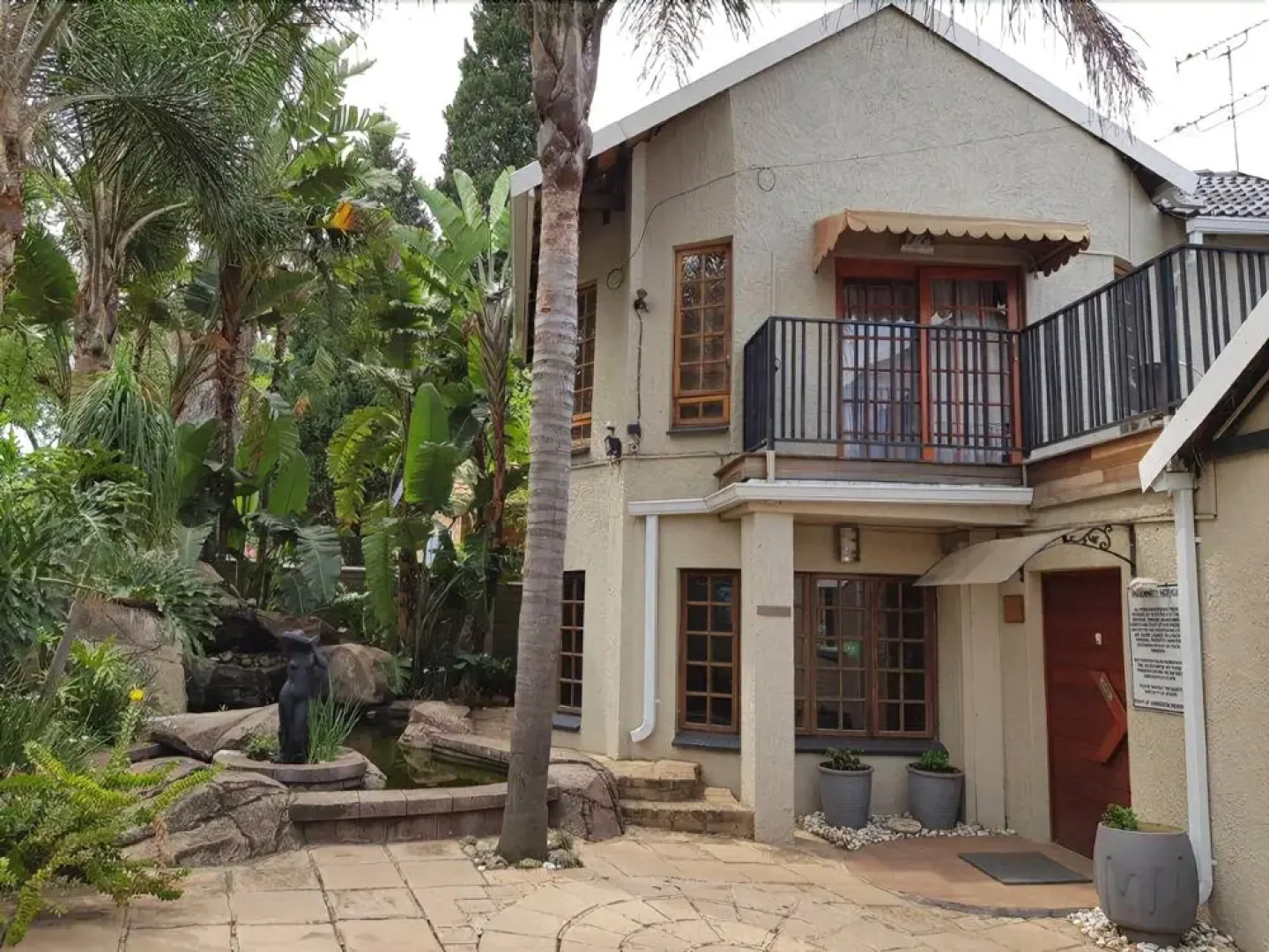 Whara-Whara Guesthouse