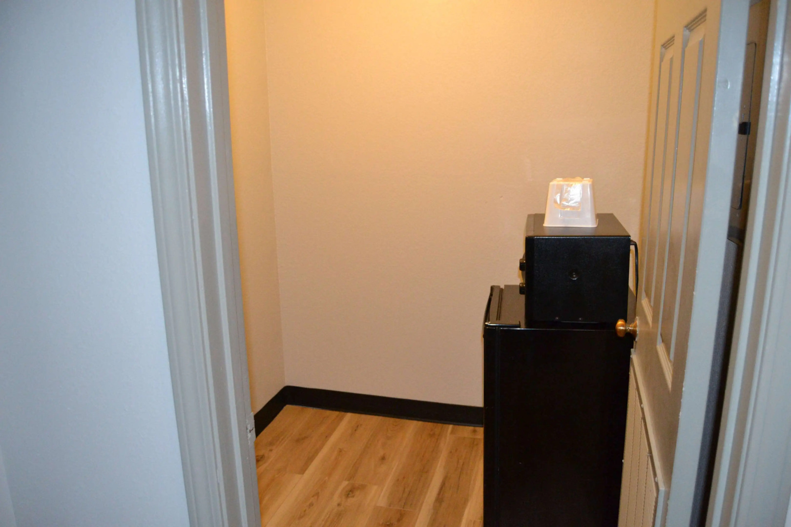 Days Inn and Suites by Wyndham Sikeston