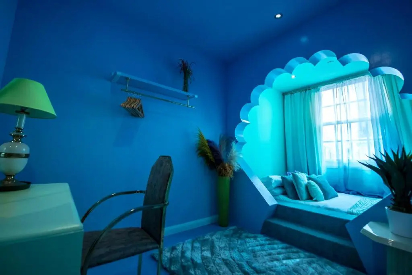 The Courtyard Suite by Margate Suites