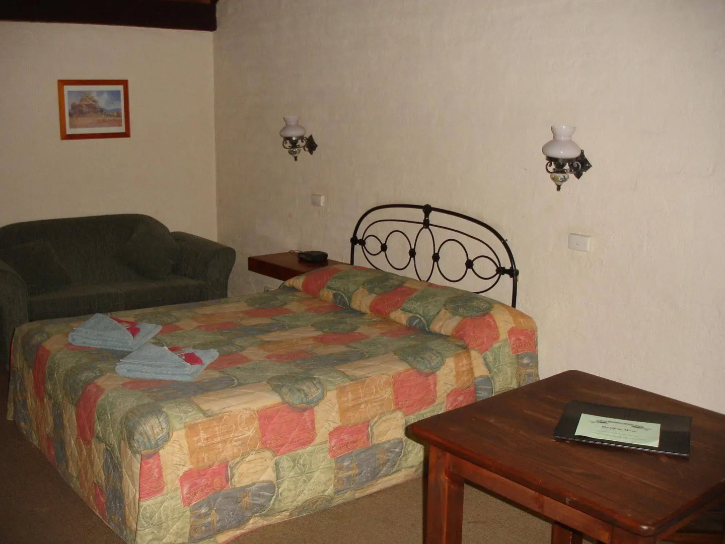 Olde Horsham Motor Inn