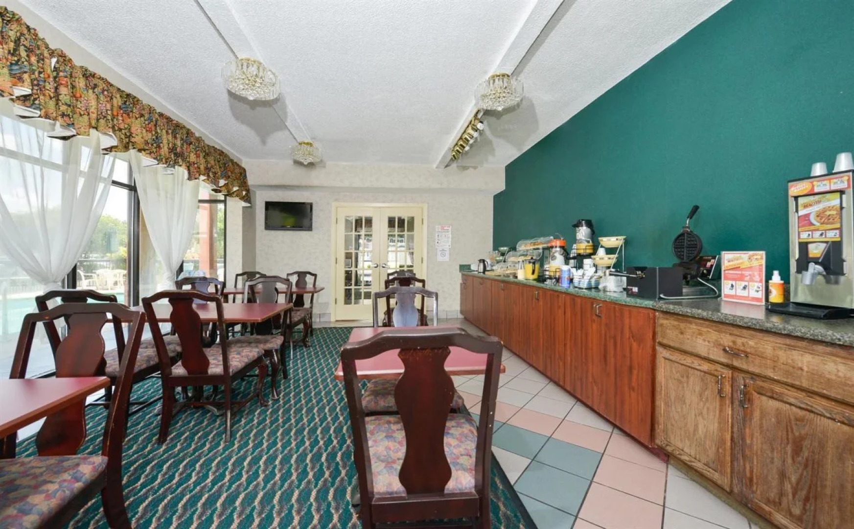 Suburban Studios Hinesville - Fort Stewart Area