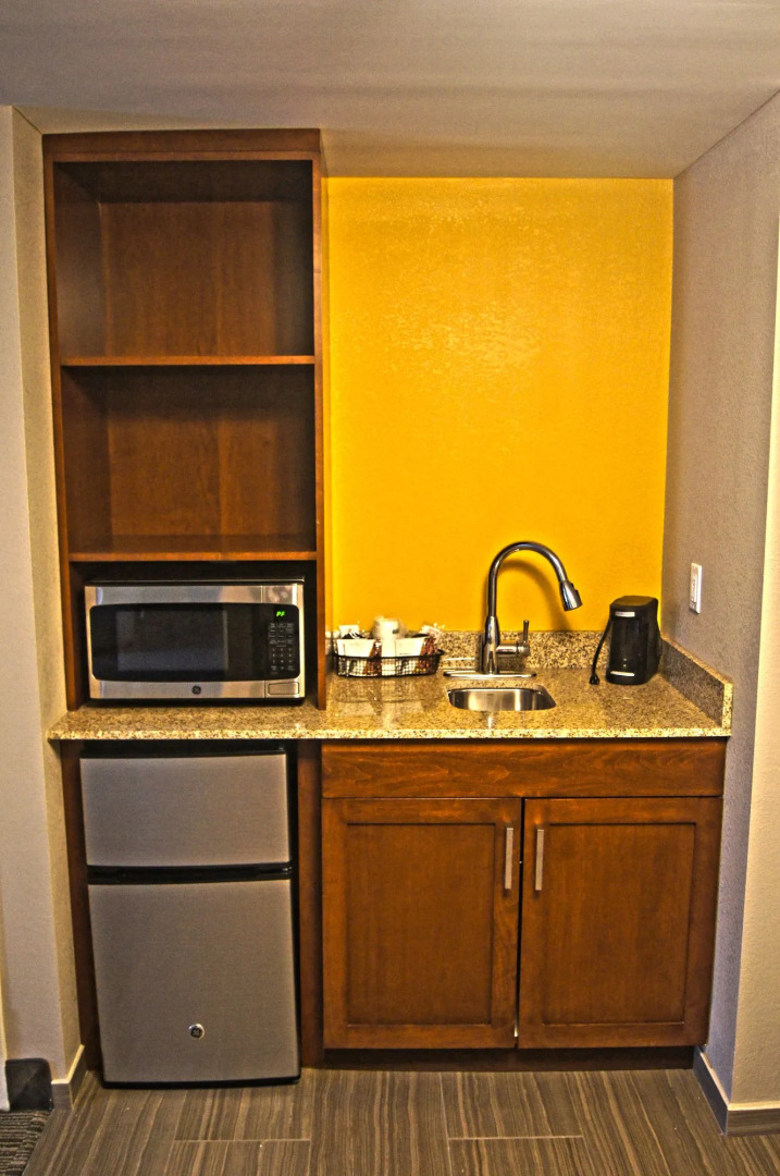 Holiday Inn Express & Suites Cincinnati Riverfront by IHG