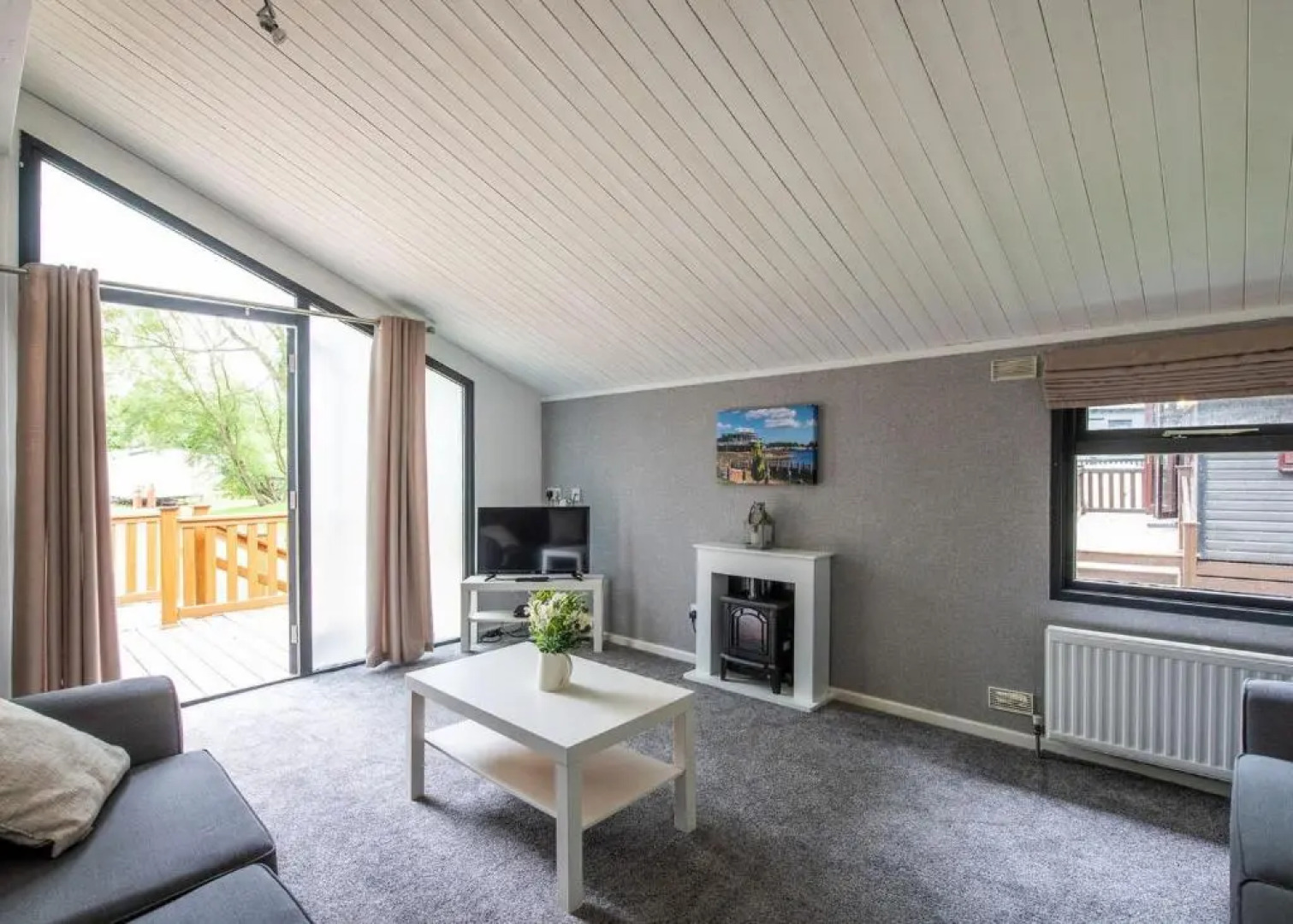 Tattershall Lakes Country Park