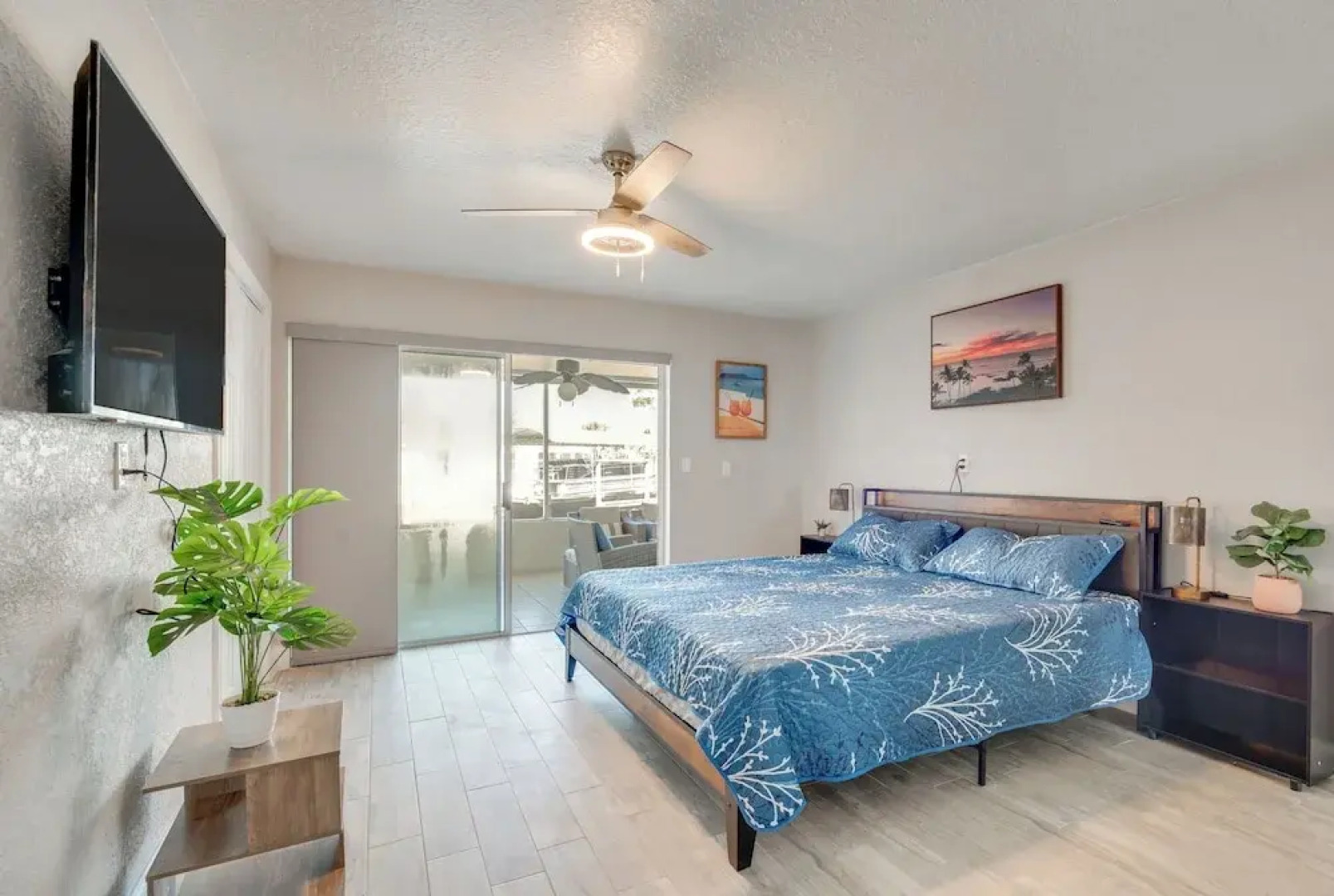 Canal & Gulf Views: Spacious Hudson Home