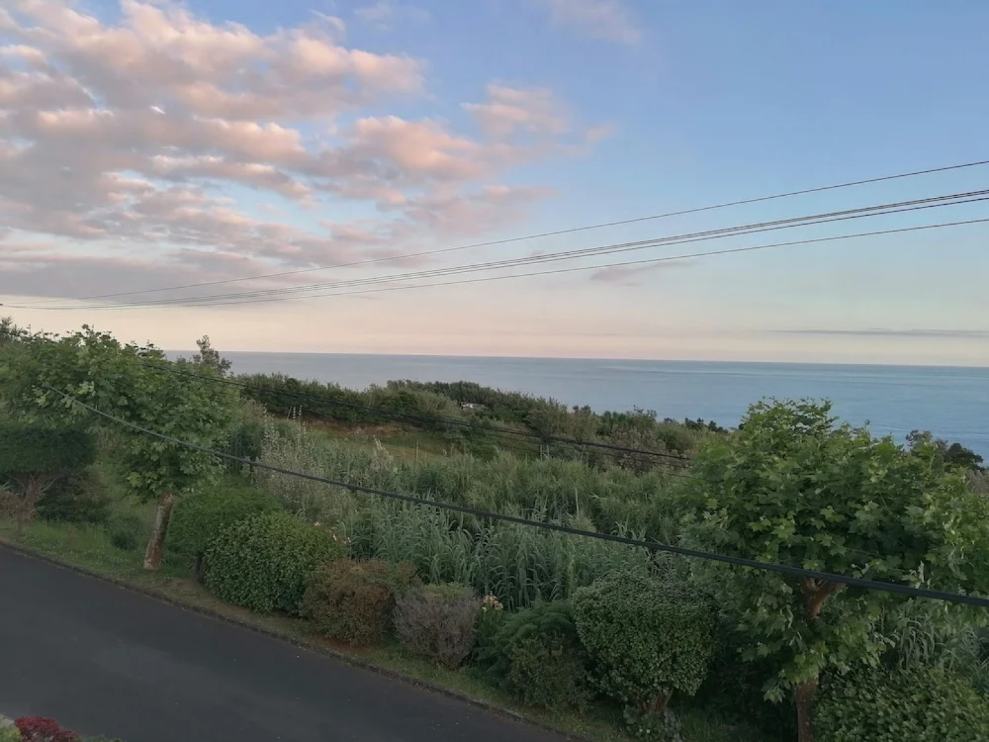 Holiday Home 2 Minutes From the Beach and Close to Major Tourist Attractions!