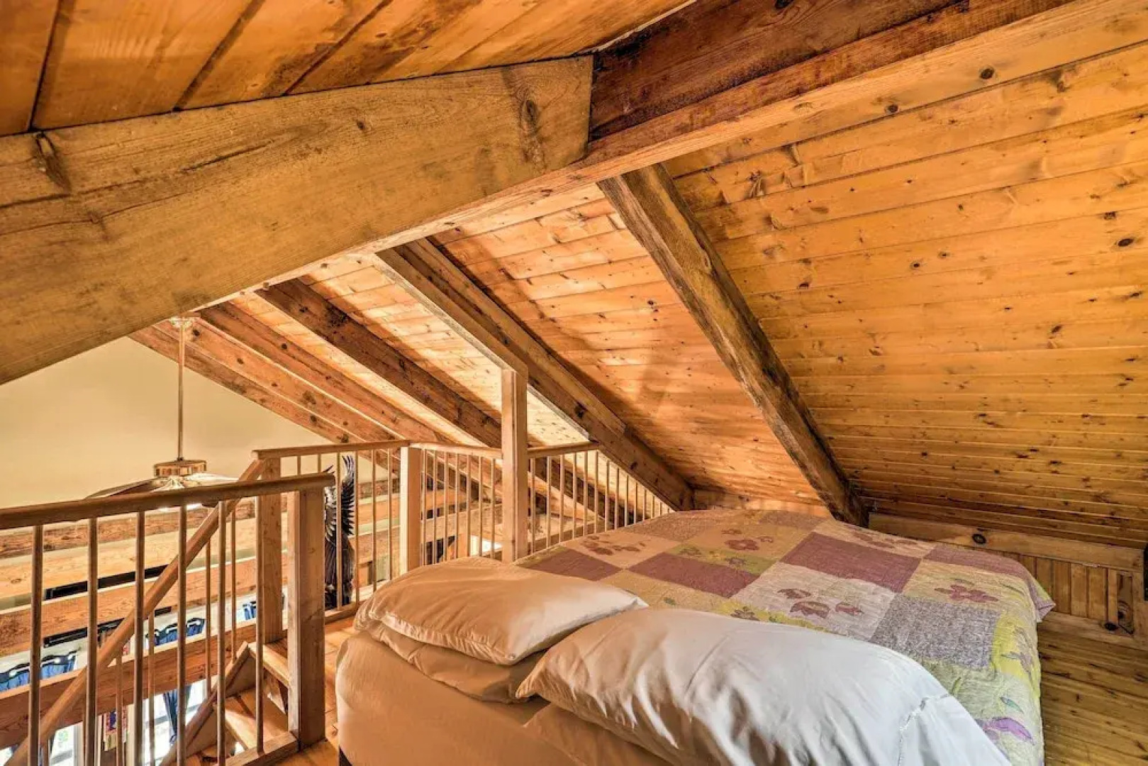 Pet-friendly Leicester 'mountain View' Escape