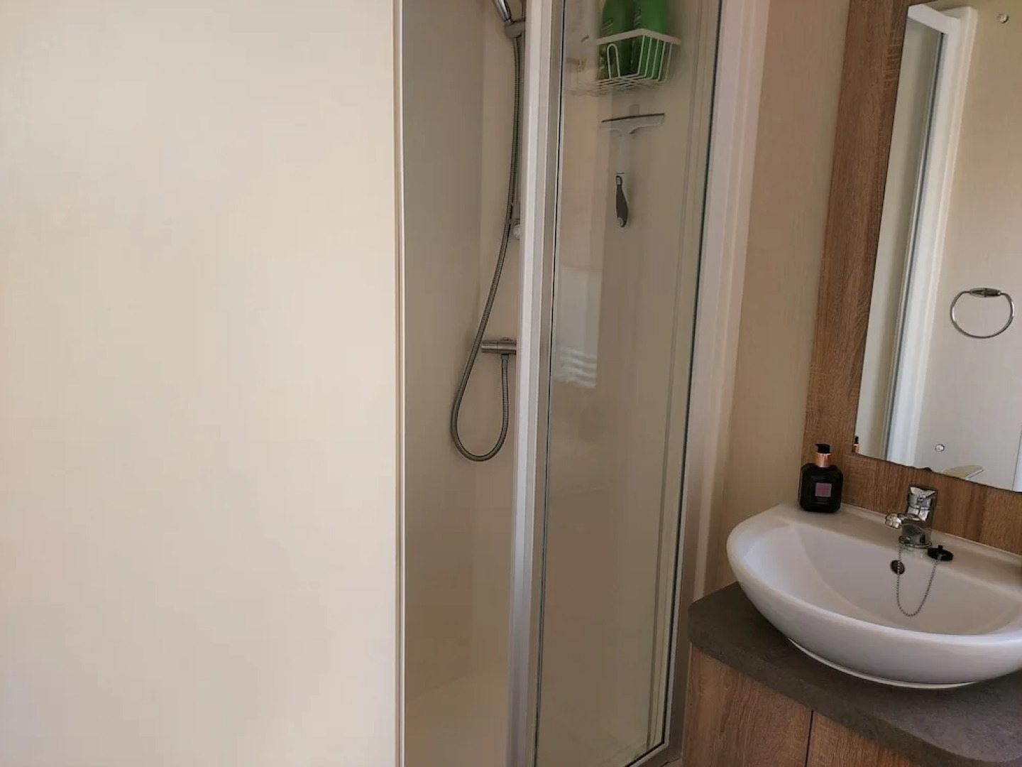 2 Brightholme 6 Berth With Decking & Enclosed Gard