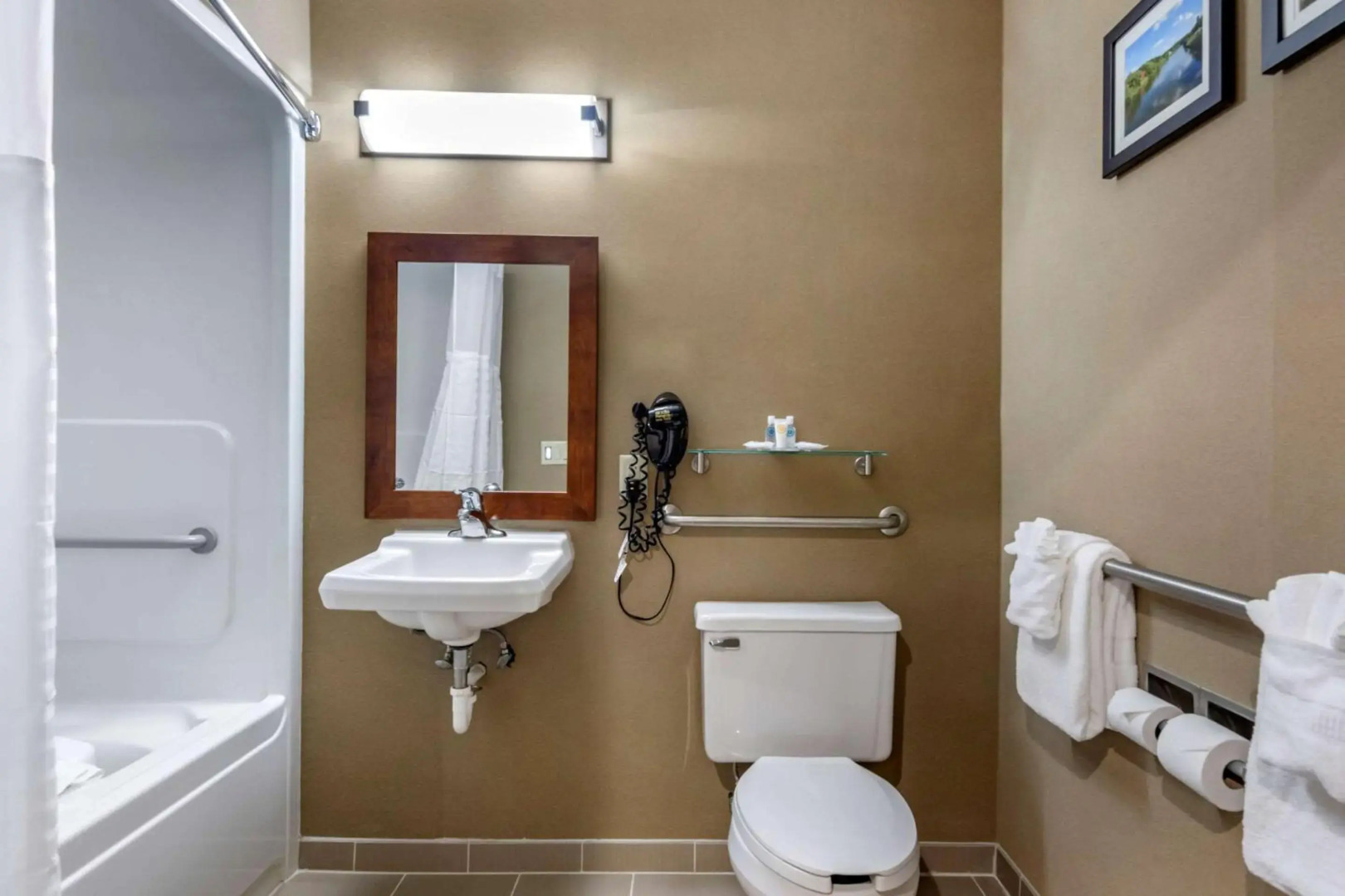 Comfort Inn & Suites Montpelier-Berlin