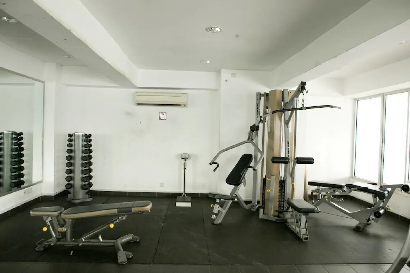 Homely Condo Near Embassy Row