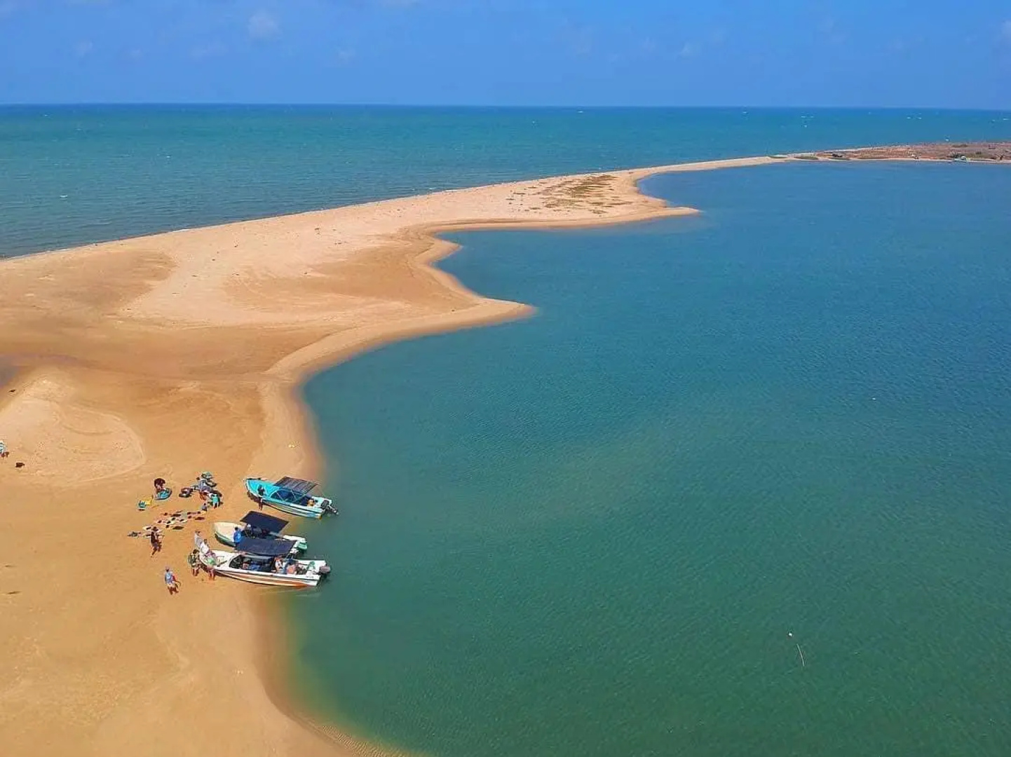 Kitesurfing Lanka