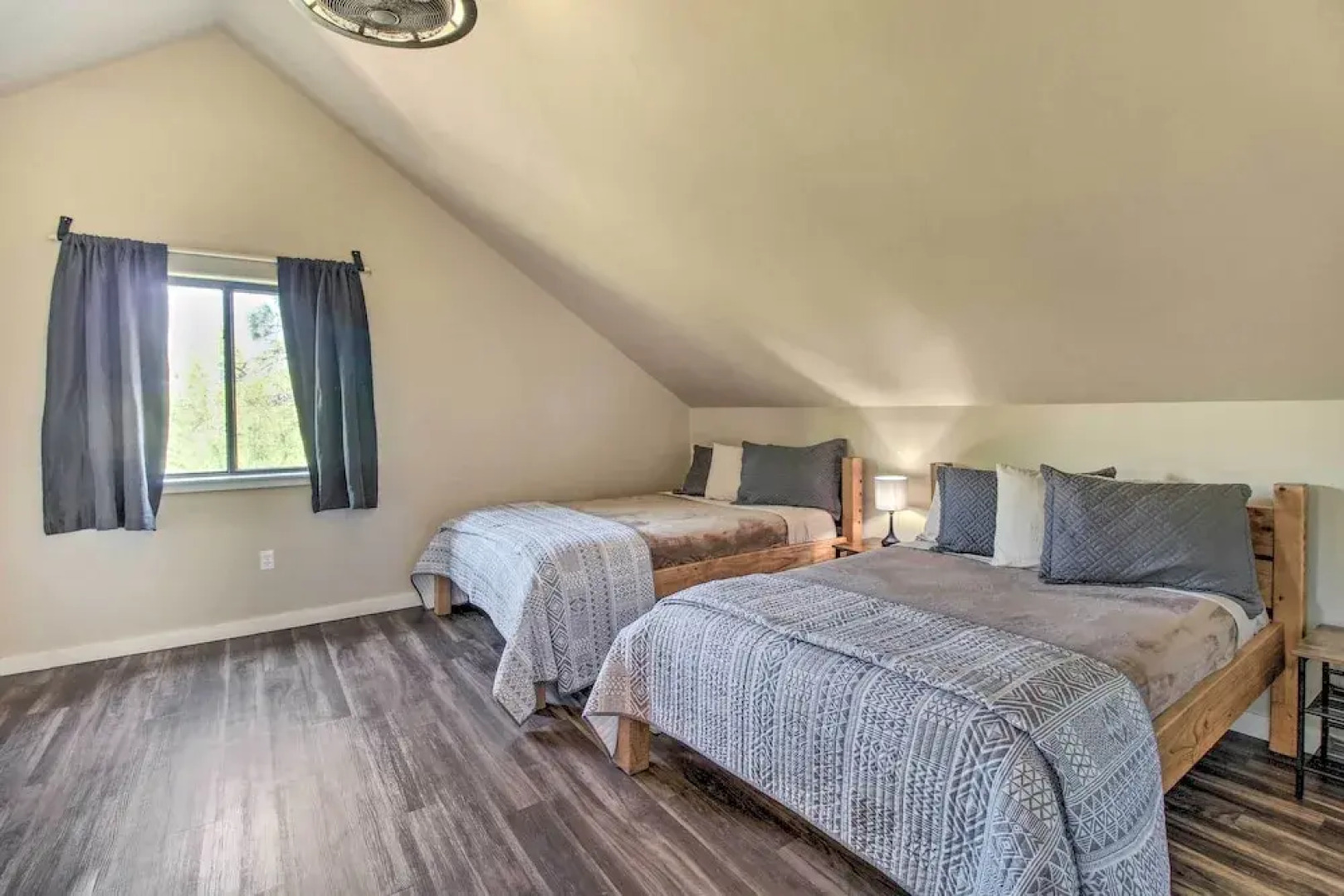 Serene Cabin: Coconino Nat'l Forest View!