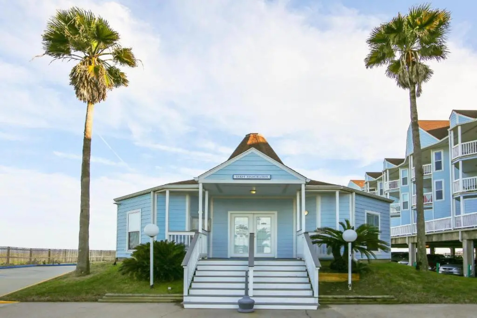 Seascape 2302 Hotel Room
