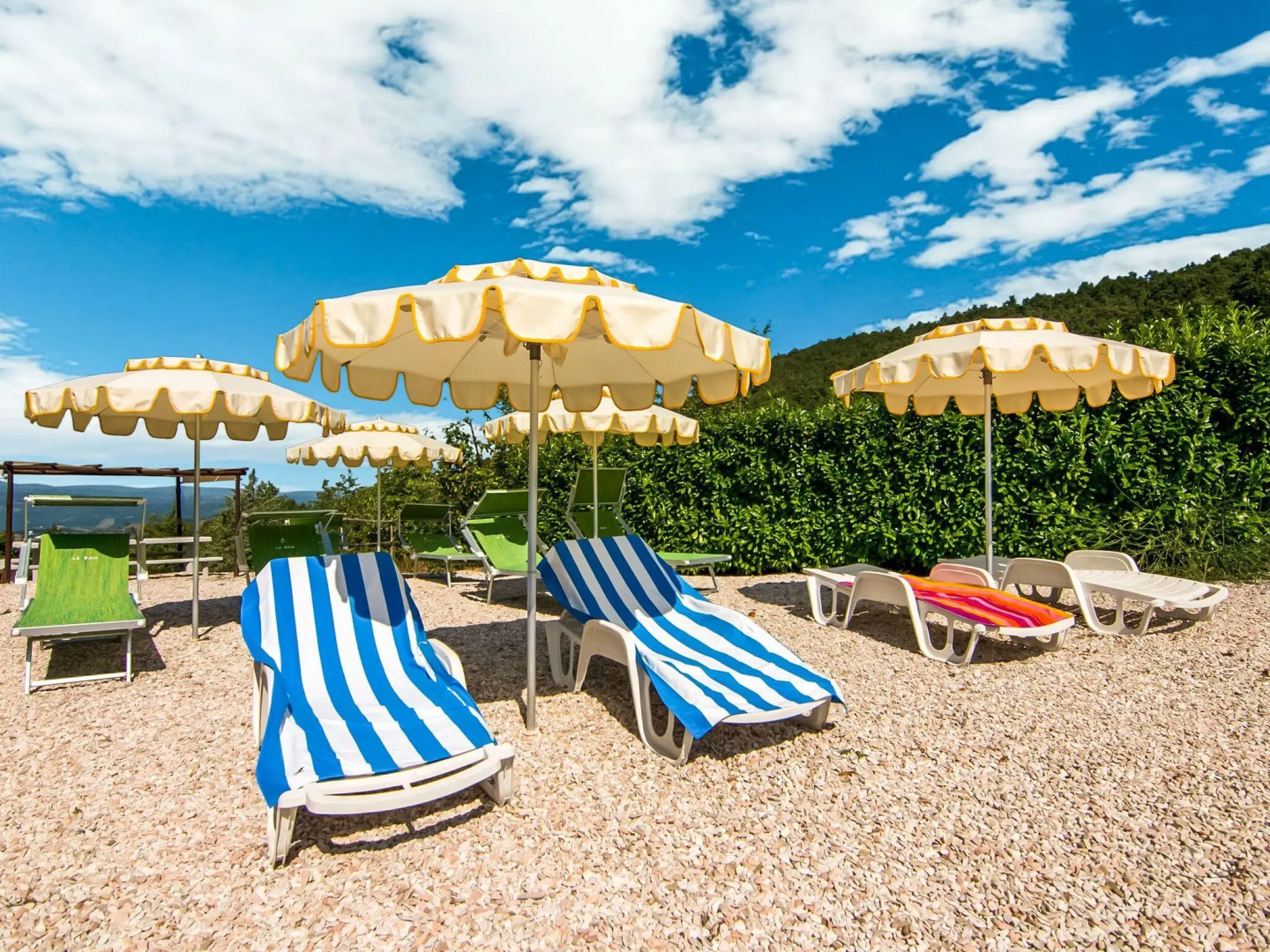 Farmhouse in Apecchio With Pool