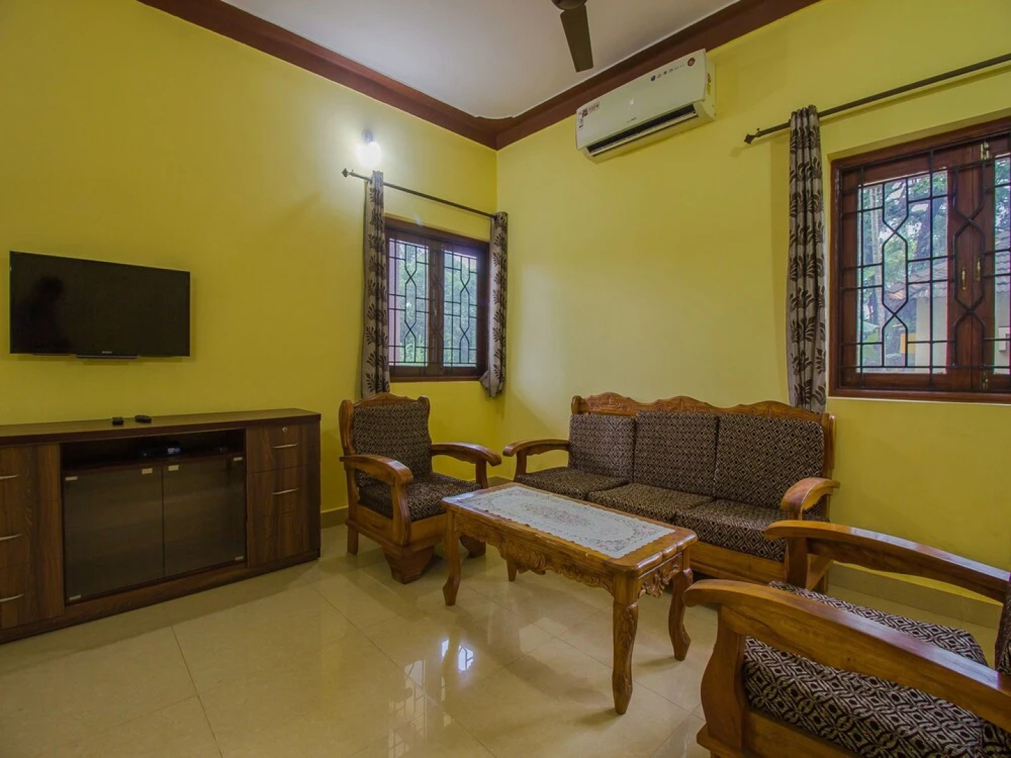 OYO 17112 Home Traditional 2BHK Mandrem