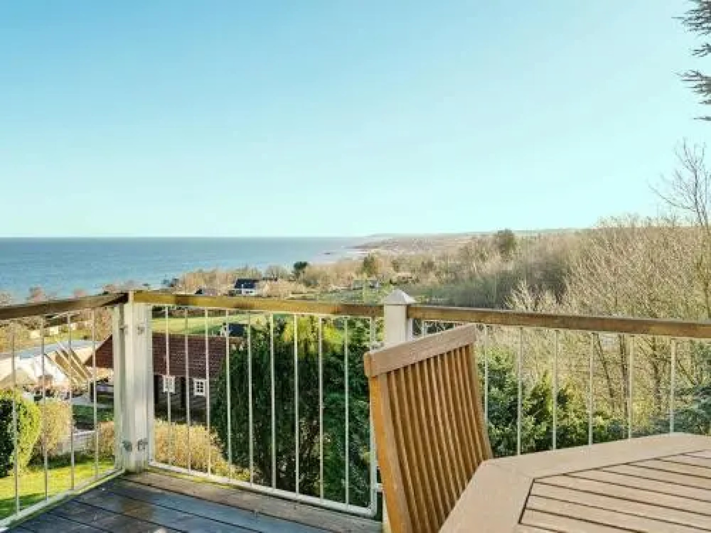 Three-Bedroom Holiday home in Allinge 3