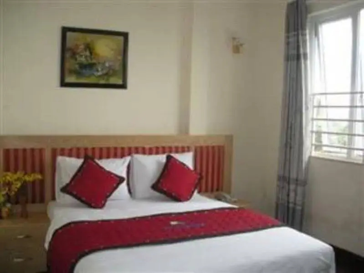 Red Hotel 2