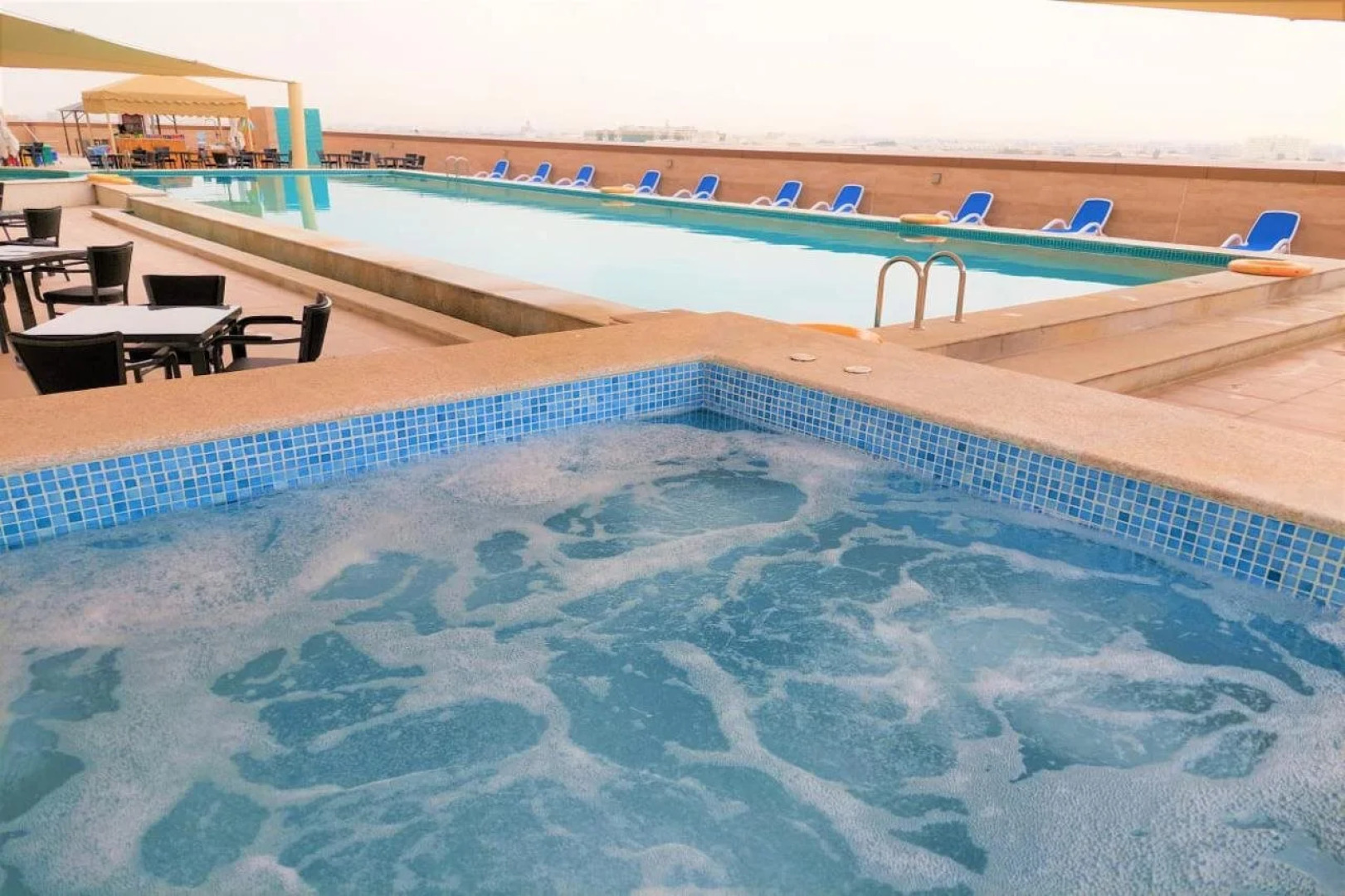 Luxe Grand Hotel Apartments