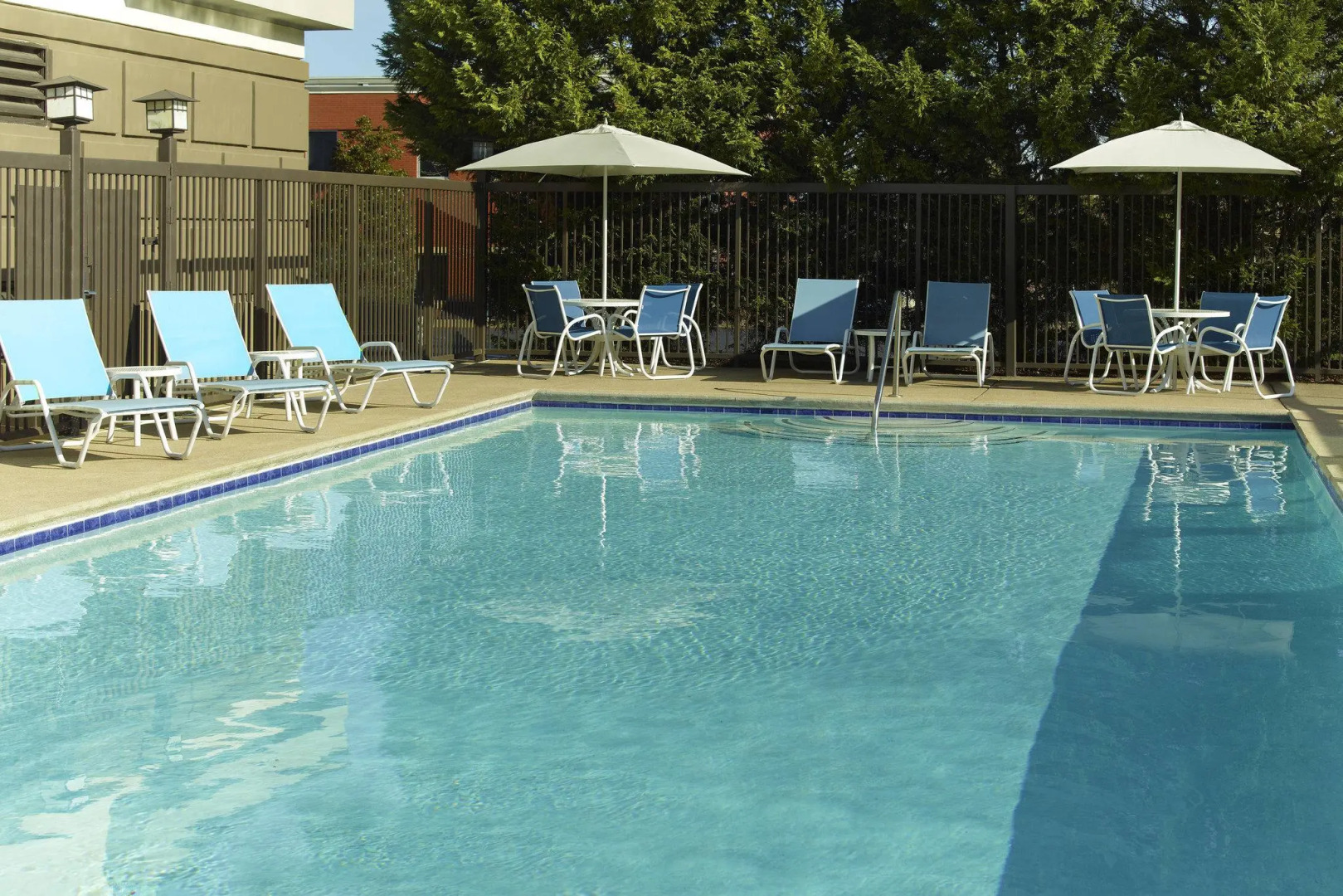 Four Points by Sheraton Nashville Airport