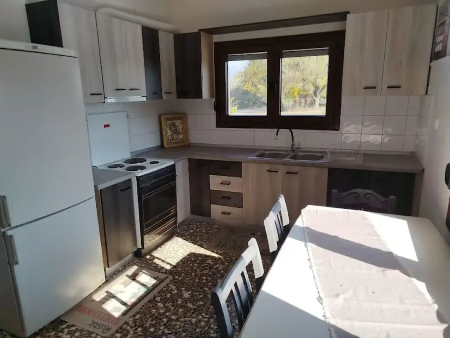 Chistine s Country Cottage