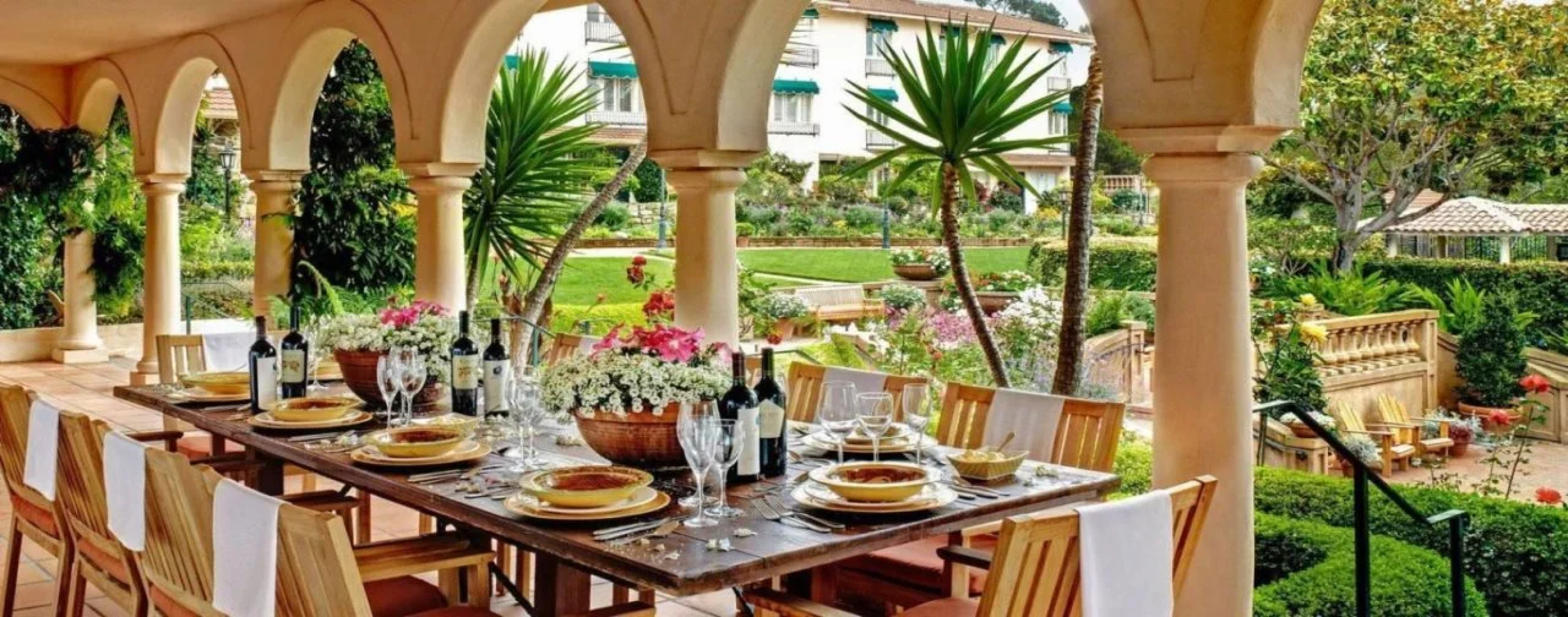 La Playa Hotel