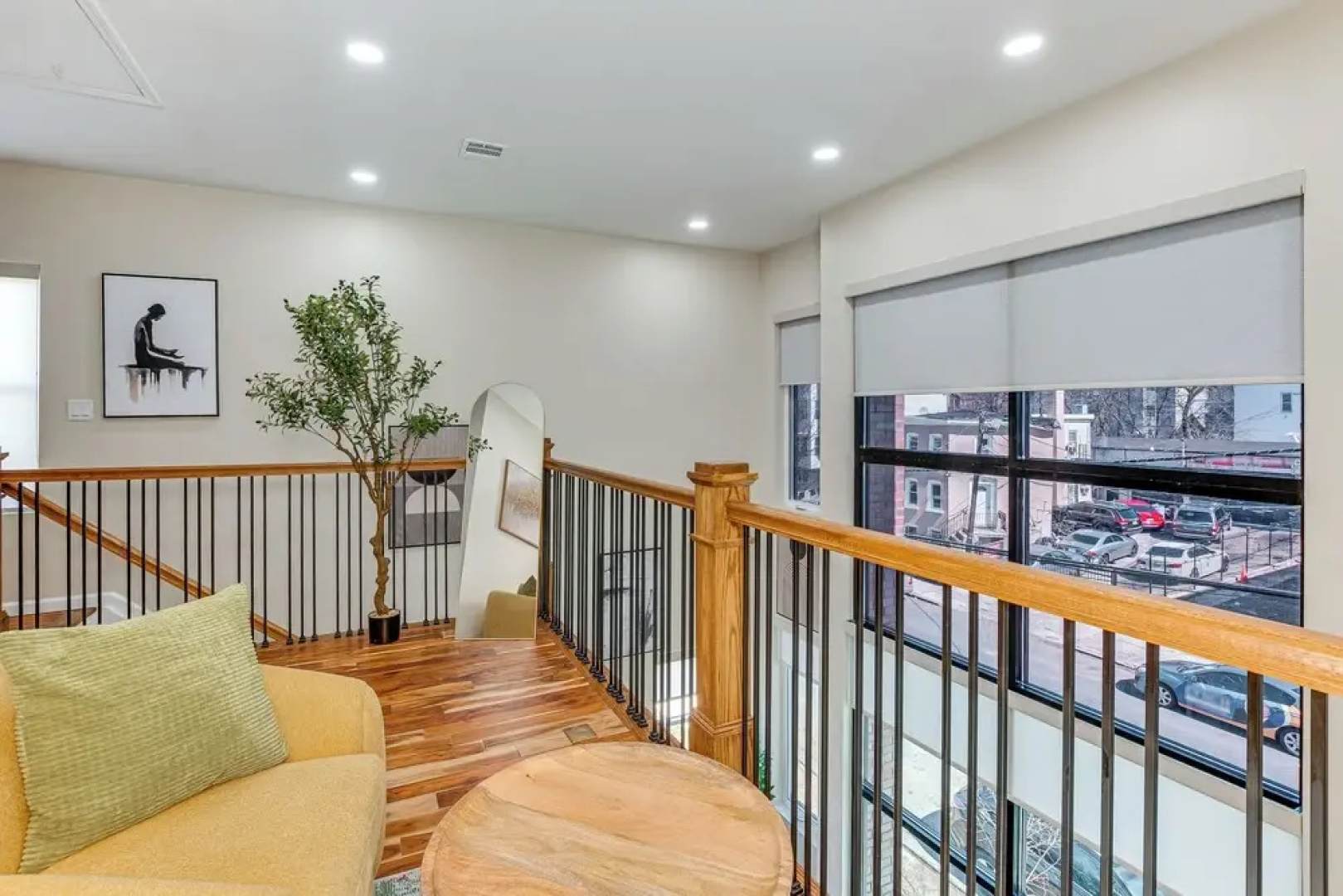 Luxe Newark Retreat w/ Rooftop Deck: Pets Welcome!