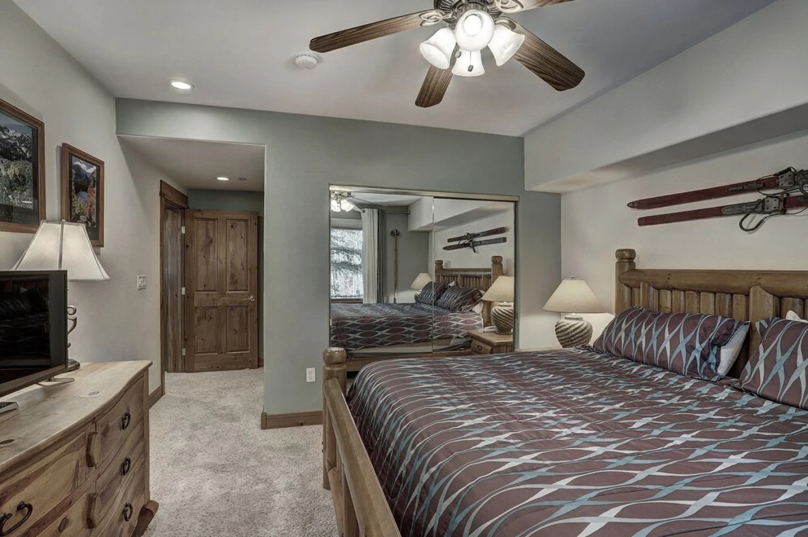 2br- Arrowhead Village- Great Location And Gorgeous  2 Bedroom Condo by RedAwning