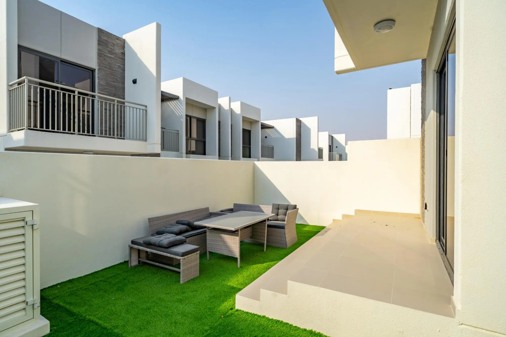 Akoya Oxygen - Aster Villa 57