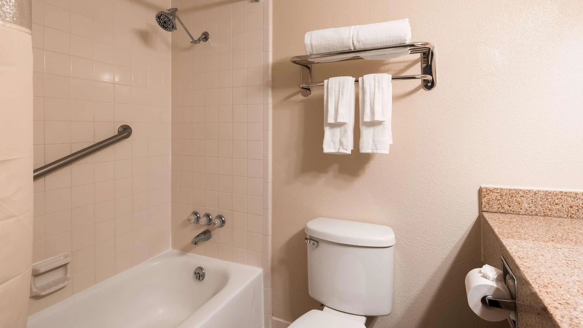 Plus Lower South End