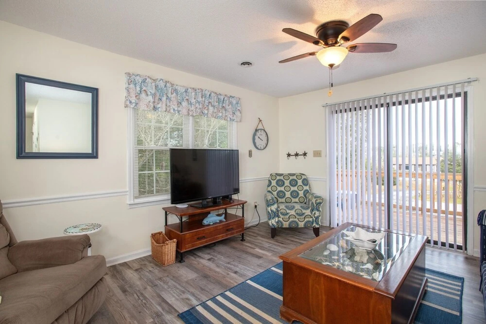 Close Enough 3 Bedroom Home by RedAwning